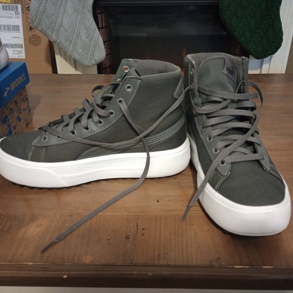 Women's Shoes Size 11 - Picture 4 of 9